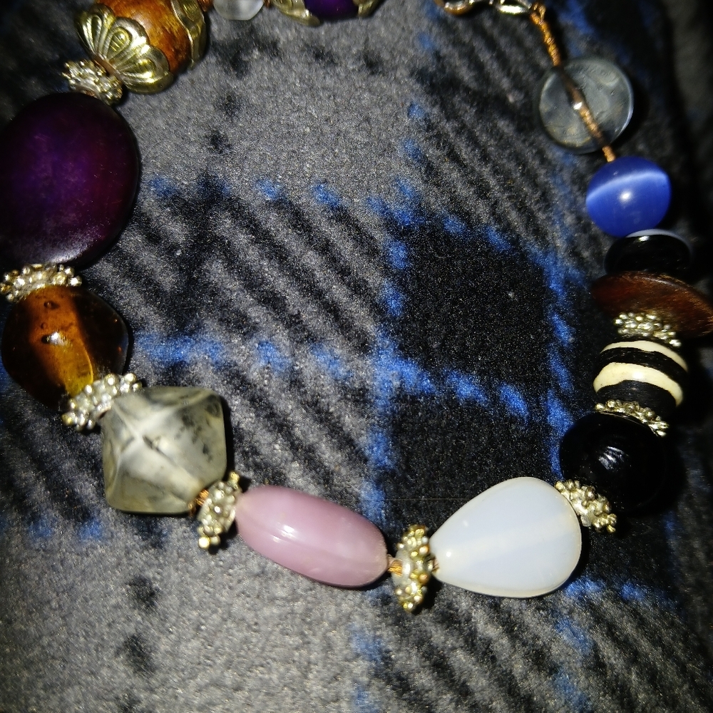Multi beaded bracelet - Picture 4 of 5